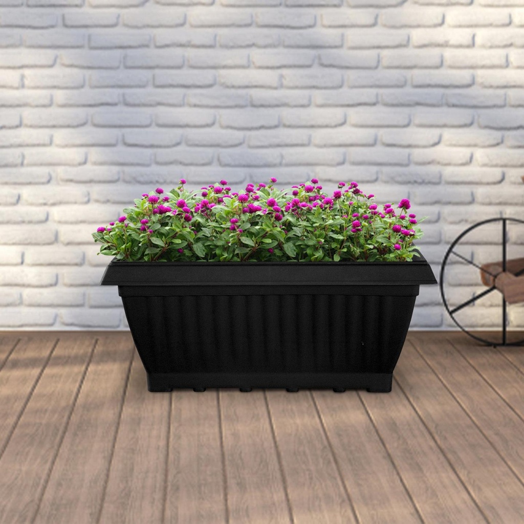 HUMUSPLANTERBOX17INCHBLACK_liveimage.jpg