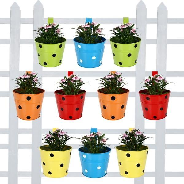 dotted-planter-set-of-10_grande_3837ffe4-4750-4c17-b8bc-3e748d679d7c.jpg